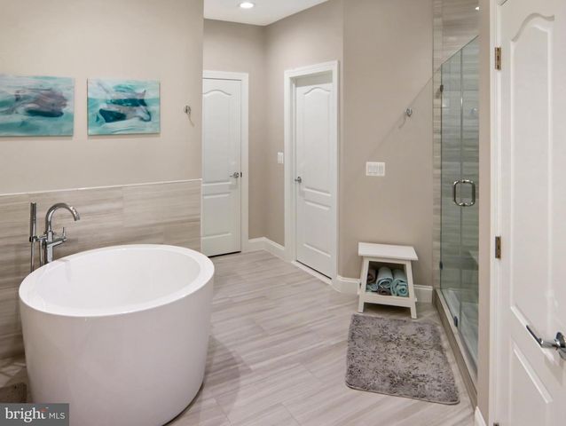 43564 MERCHANT MILL TER, Leesburg, VA 20176