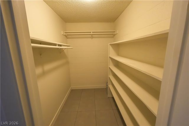 585 South Royal Crest Circle 9, Las Vegas, NV 89169