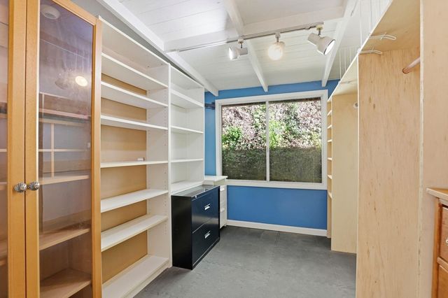 2397 Kilkare Rd, Sunol, CA 94586