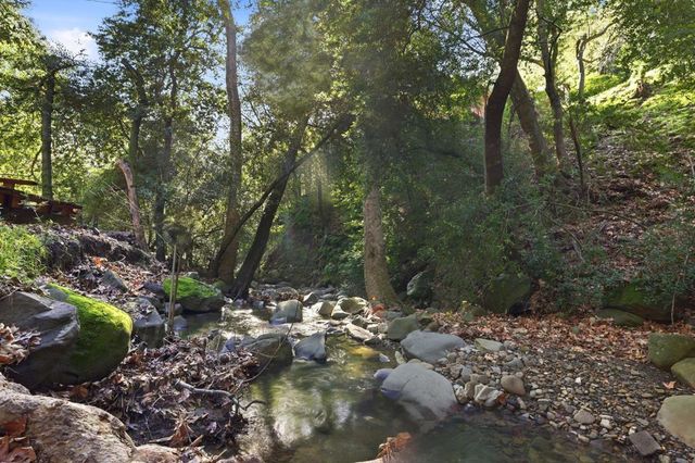 2397 Kilkare Rd, Sunol, CA 94586