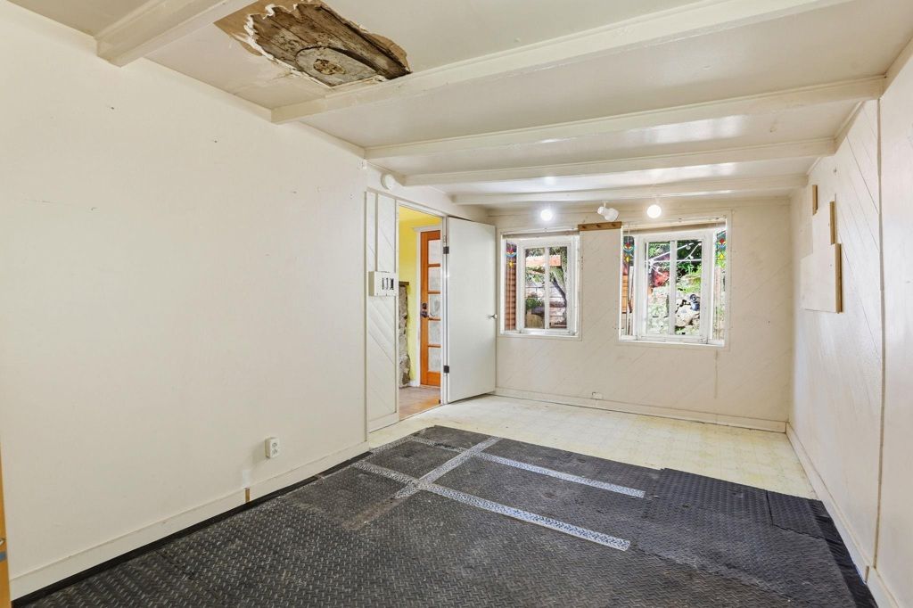 Image 23 of property listing at 2397 Kilkare Rd, Sunol, CA 94586