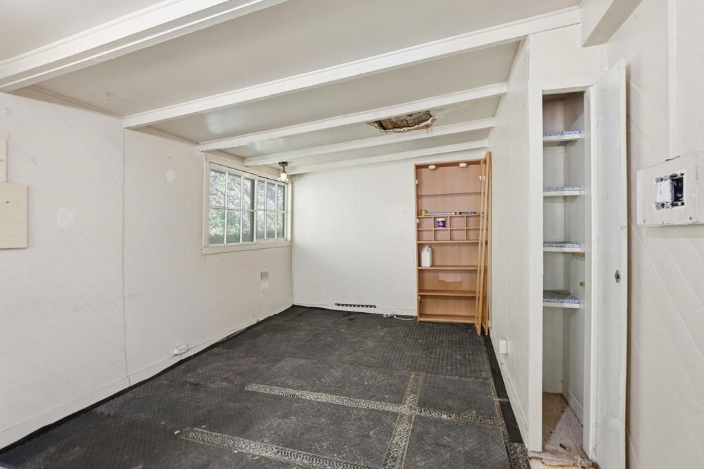 Image 24 of property listing at 2397 Kilkare Rd, Sunol, CA 94586