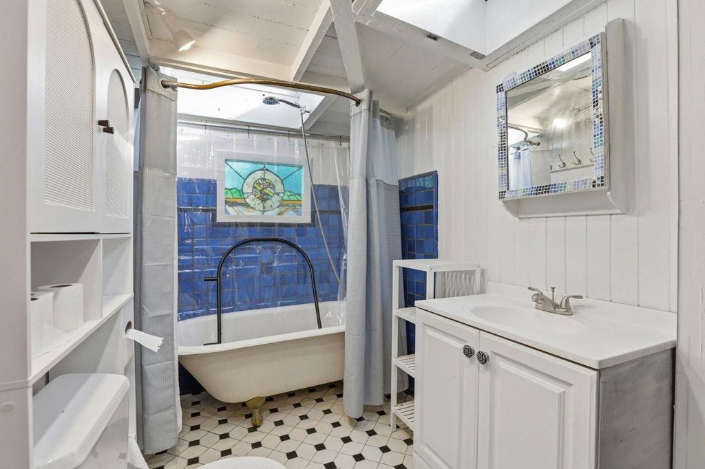 Image 26 of property listing at 2397 Kilkare Rd, Sunol, CA 94586