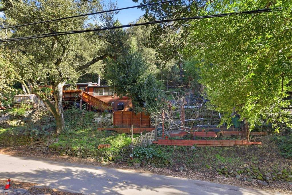 Image 7 of property listing at 2397 Kilkare Rd, Sunol, CA 94586