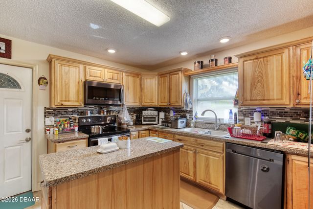 1812 Mango Tree Drive, Edgewater, FL 32132