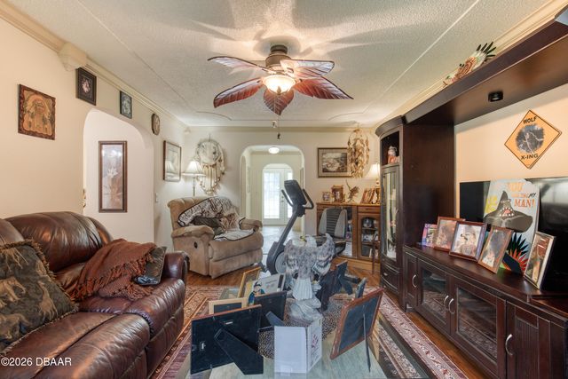 1812 Mango Tree Drive, Edgewater, FL 32132