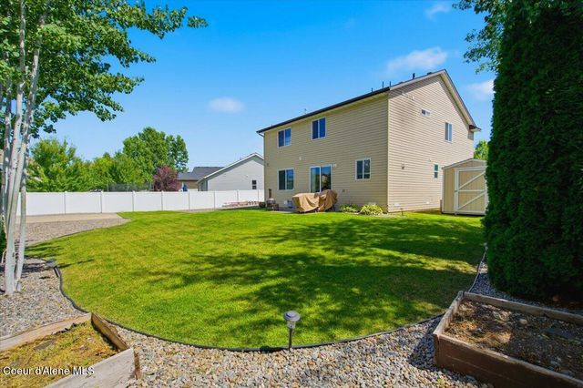 1879 E Warbler LN, Post Falls, ID 83854