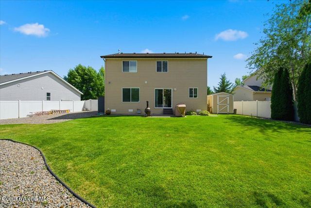 1879 E Warbler LN, Post Falls, ID 83854