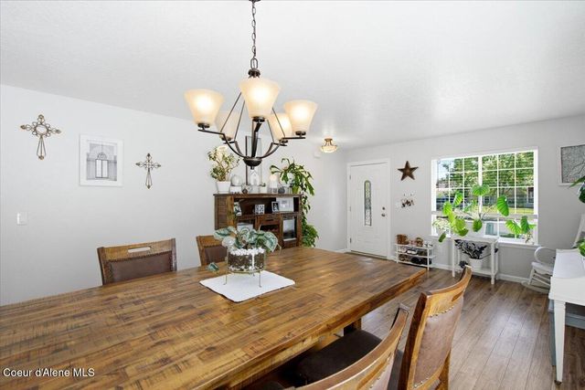 1879 E Warbler LN, Post Falls, ID 83854