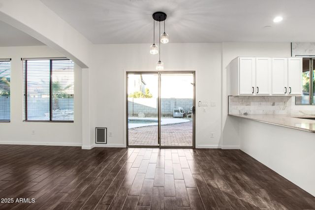 43602 W SANSOM Drive, Maricopa, AZ 85138