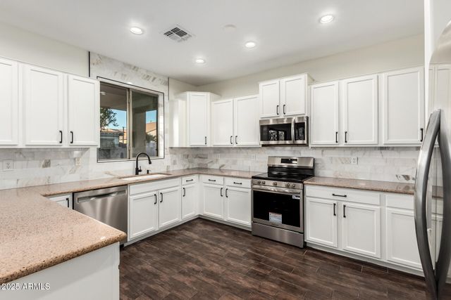 43602 W SANSOM Drive, Maricopa, AZ 85138