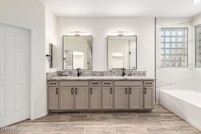 43602 W SANSOM Drive, Maricopa, AZ 85138