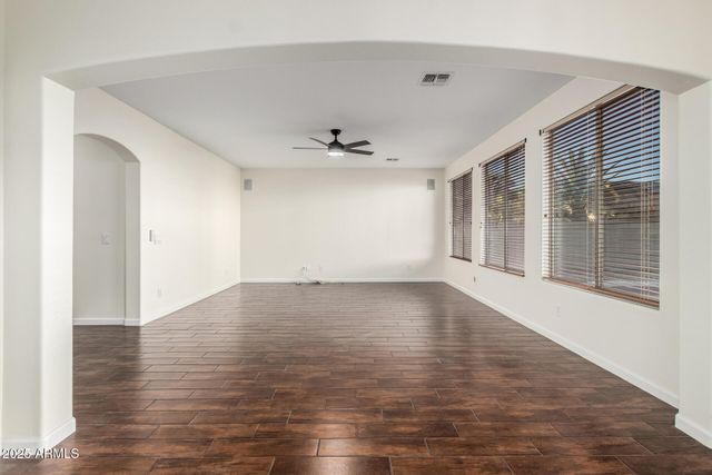 43602 W SANSOM Drive, Maricopa, AZ 85138