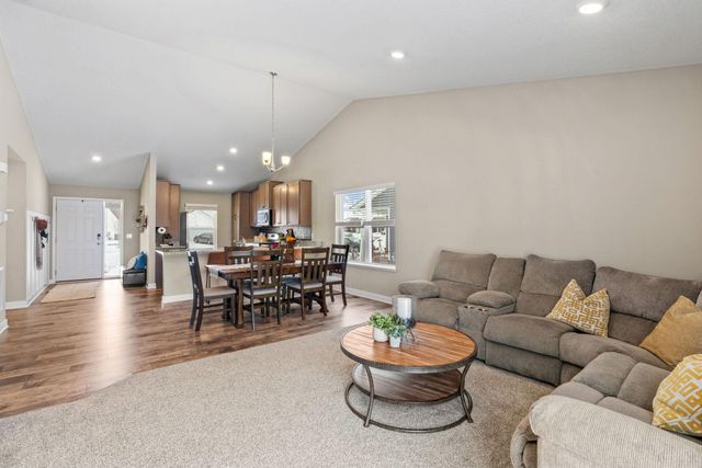 1330 Freedom Lane, Delano, MN 55328