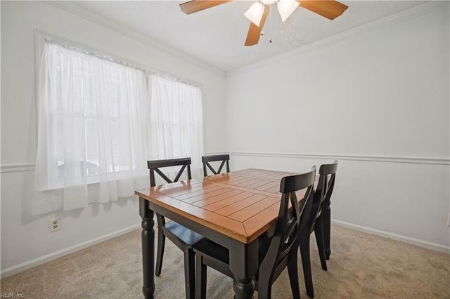 110 Bayberry LN, Yorktown, VA 23693