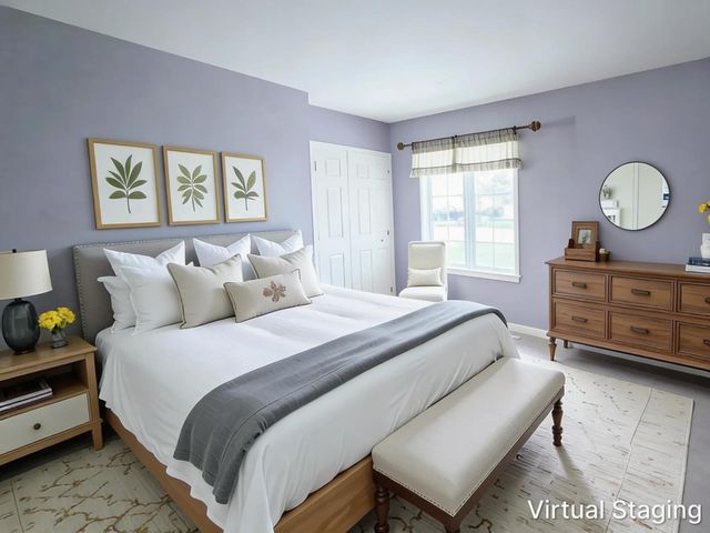 281 Governors Lane 281, Elgin, IL 60123