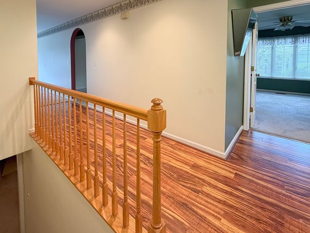 281 Governors Lane 281, Elgin, IL 60123