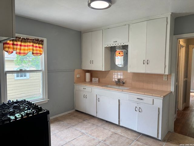 339 San Angelo, San Antonio, TX 78212