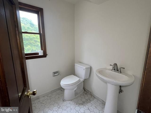17 SHURTS RD, Flemington, NJ 08822