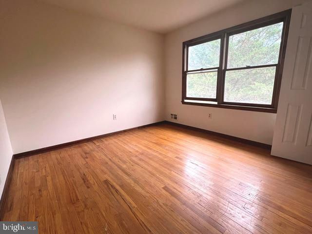 17 SHURTS RD, Flemington, NJ 08822
