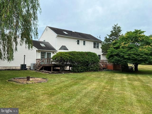 17 SHURTS RD, Flemington, NJ 08822