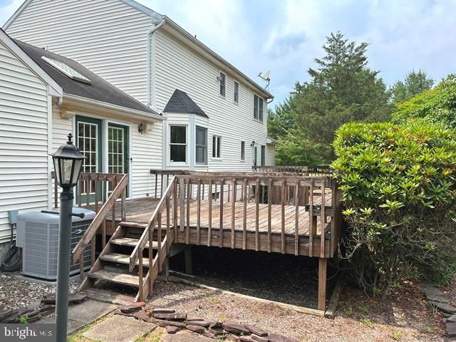17 SHURTS RD, Flemington, NJ 08822