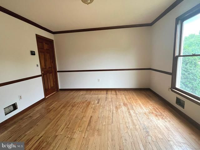 17 SHURTS RD, Flemington, NJ 08822