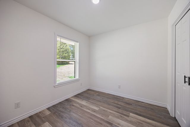 8804 County Road 3816, Athens, TX 75752