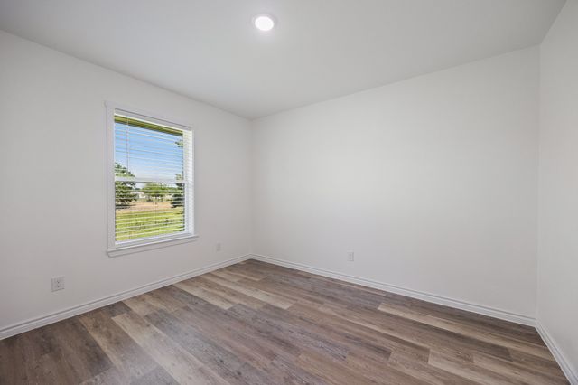 8804 County Road 3816, Athens, TX 75752