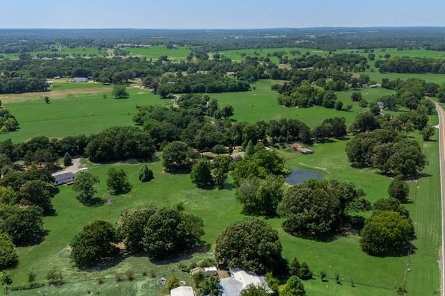 8804 County Road 3816, Athens, TX 75752