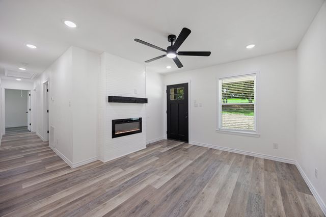 8804 County Road 3816, Athens, TX 75752
