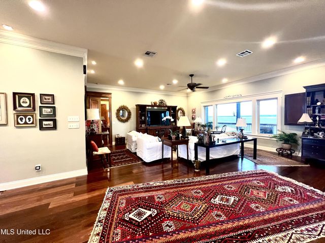 34 Puunani Place, Diamondhead, MS 39525