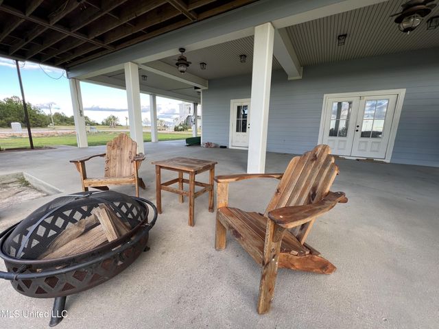 34 Puunani Place, Diamondhead, MS 39525