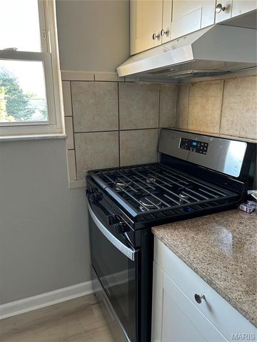 9548 Chamblin Drive, St Louis, MO 63123