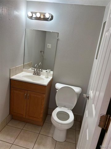 9548 Chamblin Drive, St Louis, MO 63123
