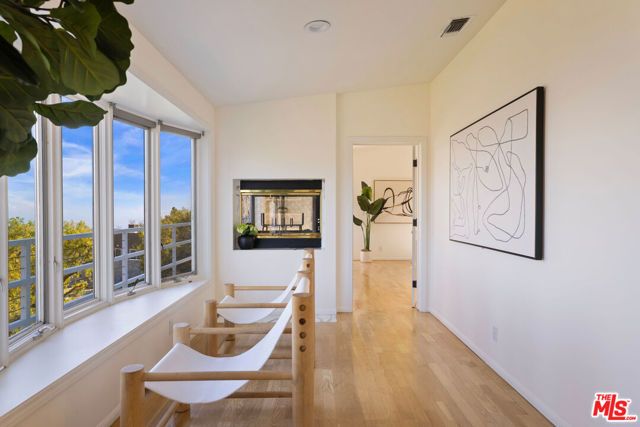 21733 Castlewood Drive, Malibu, CA 90265