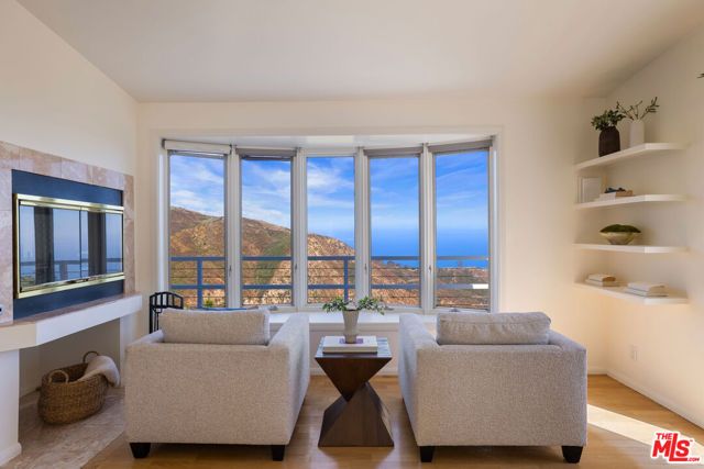 21733 Castlewood Drive, Malibu, CA 90265