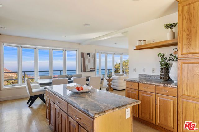 21733 Castlewood Drive, Malibu, CA 90265