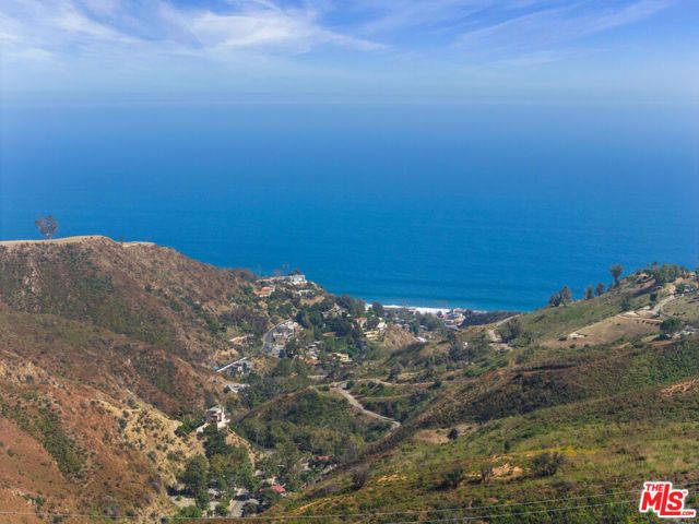 21733 Castlewood Drive, Malibu, CA 90265