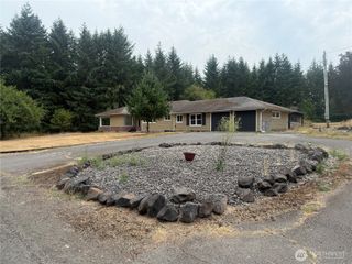 819 King Rd, Winlock, WA 98596