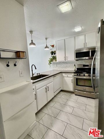 630 N Grand Avenue 203, Los Angeles, CA 90012