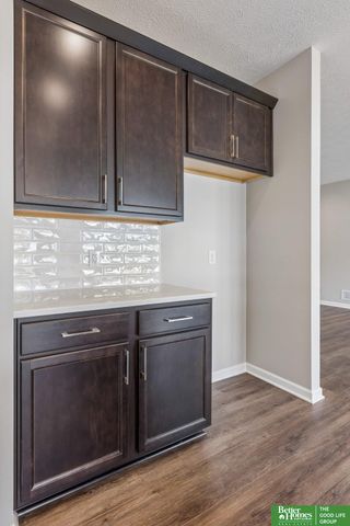 4910 Pinehill Road, Bellevue, NE 68133