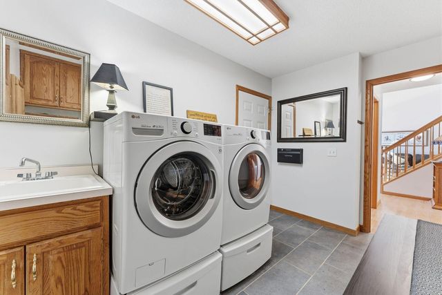 16861 Jasper Path, Lakeville, MN 55044