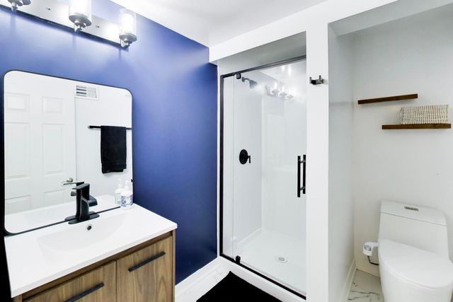 924 Glen Oak Drive, Sleepy Hollow, IL 60118