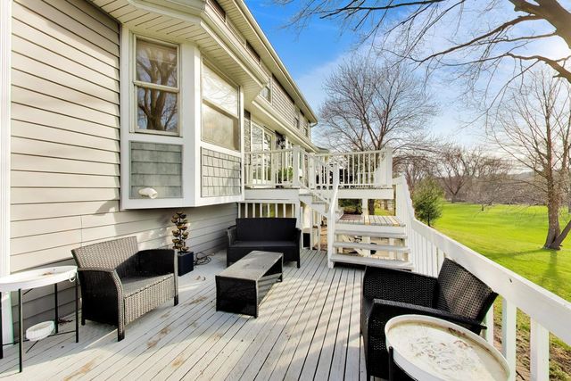 924 Glen Oak Drive, Sleepy Hollow, IL 60118