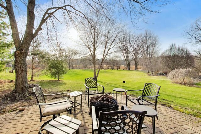 924 Glen Oak Drive, Sleepy Hollow, IL 60118