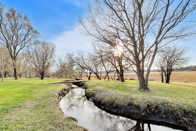 924 Glen Oak Drive, Sleepy Hollow, IL 60118