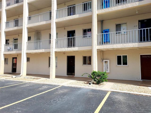 3520 LAKE BAYSHORE DRIVE K111, Bradenton, FL 34205