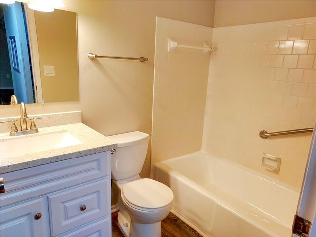 3520 LAKE BAYSHORE DRIVE K111, Bradenton, FL 34205