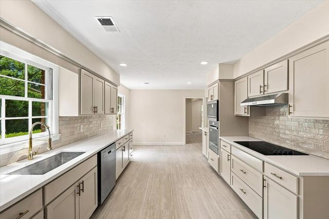 4 Springvalley Court, Columbus, GA 31904